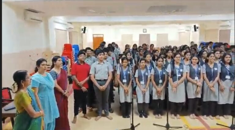 Sing with the Legends3