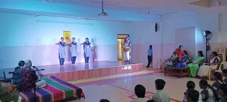 spic-macay4